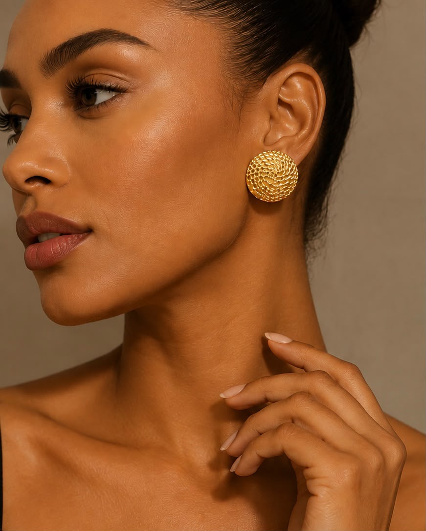 Zahra Textured Stud Earrings